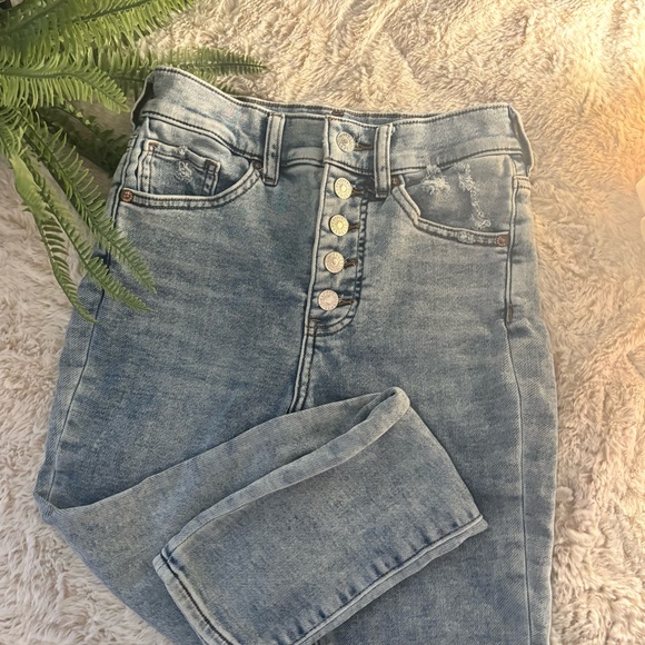 Express High Rise 00 Skinny Jeans - Picture 2 of 5